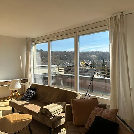 Flow Living I Penthouse Mit Dachterrasse I 5 Min Zum Ammersee * 海瑞星阿莫斯